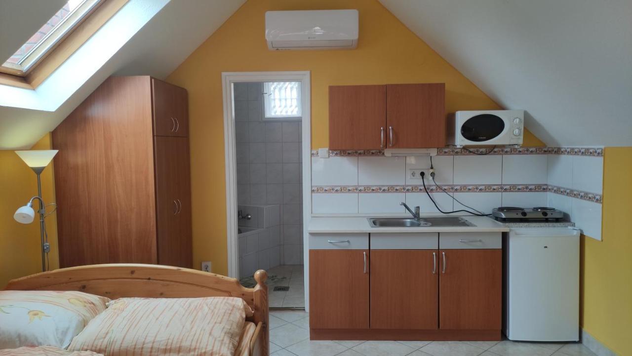 Liget Apartman Balatonföldvár Exteriér fotografie