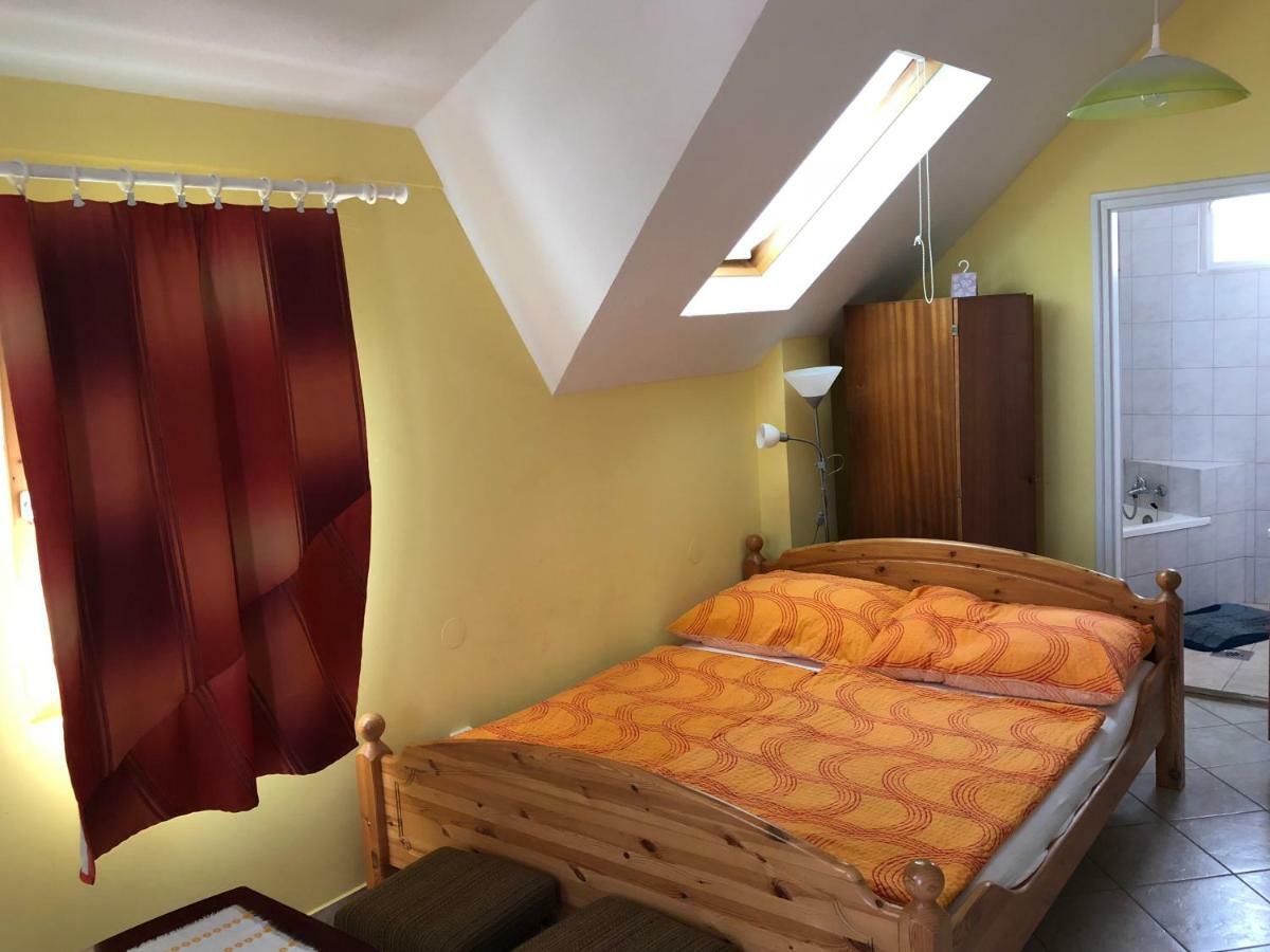 Liget Apartman Balatonföldvár Exteriér fotografie