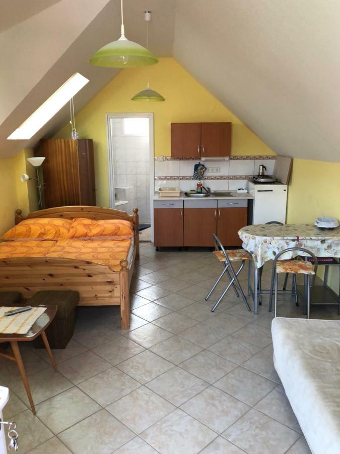 Liget Apartman Balatonföldvár Exteriér fotografie