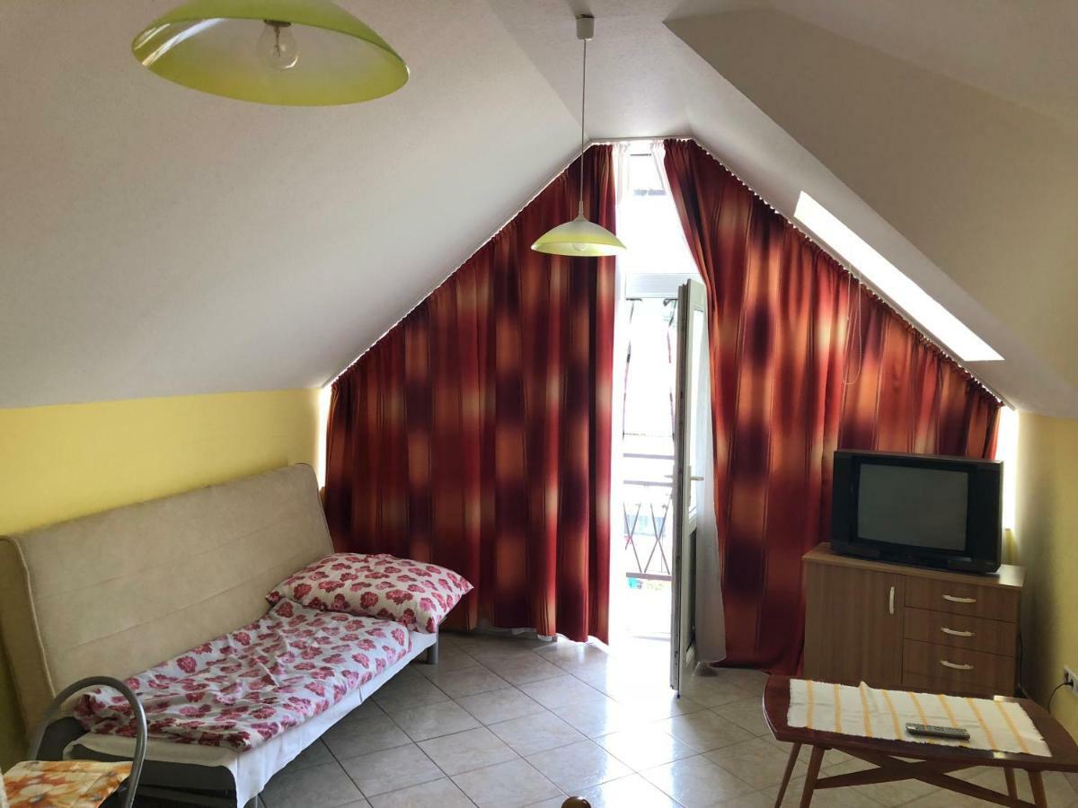 Liget Apartman Balatonföldvár Exteriér fotografie